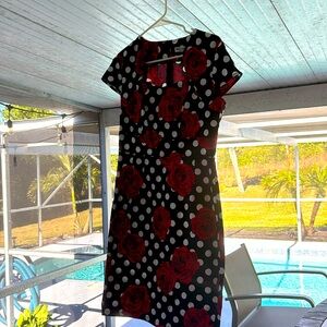 Bold and brightt stretch dress with back zipper